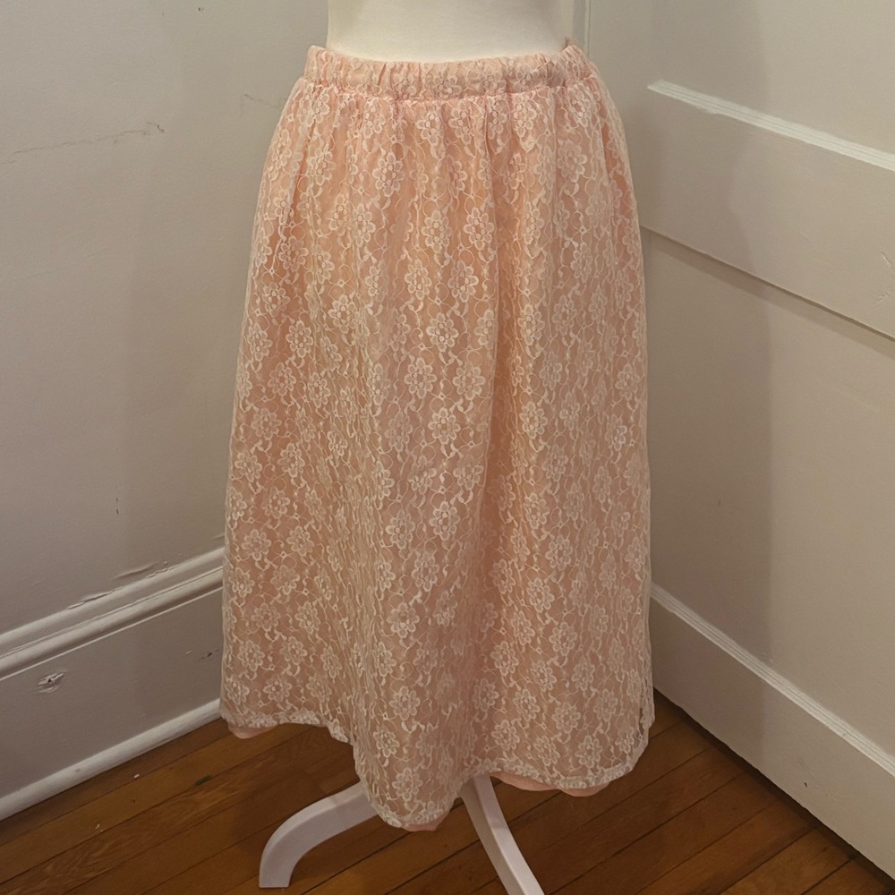 Vintage 1980s Pink Lace Midi Skirt